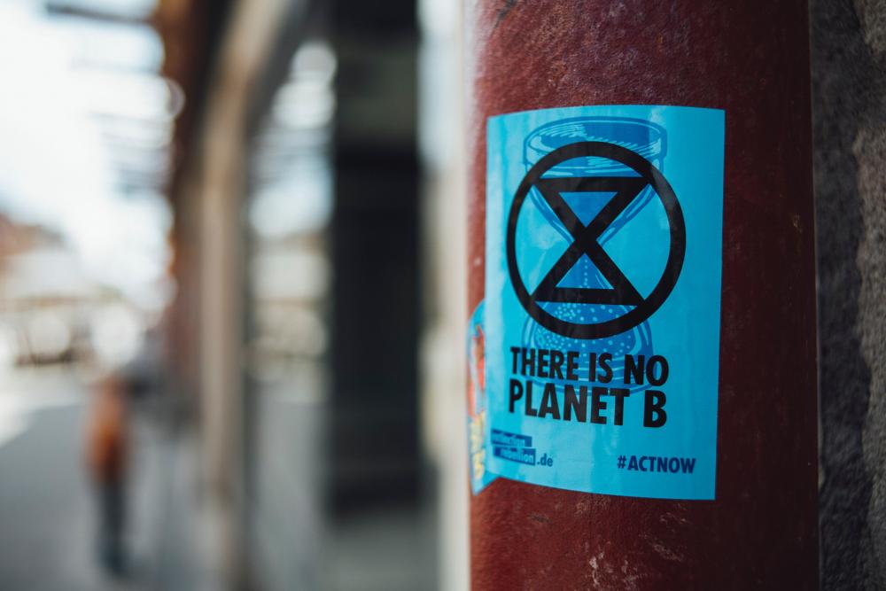 “Aufstand oder Aussterben? Über die Klimakatastrophe, den ökologischen Kollaps und zivilen Ungehorsa